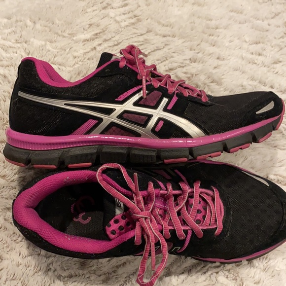 Asics women running sneaker - Picture 2 of 5